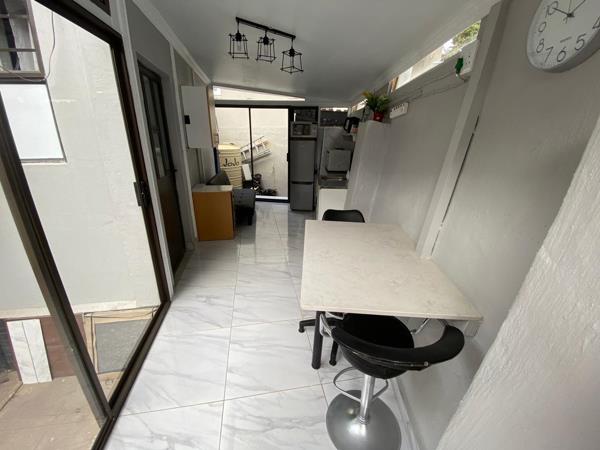 1 Bedroom House