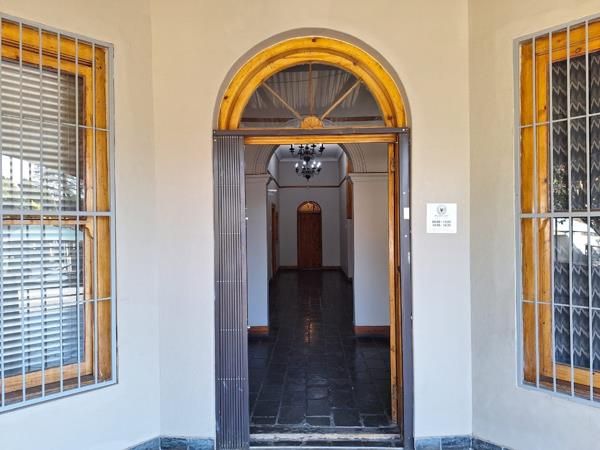 2 180  m² Office Space