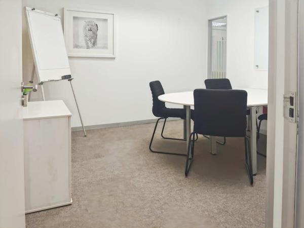 25 m² Office Space