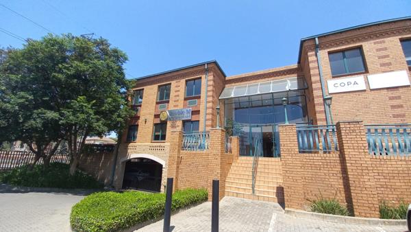 198 m² Commercial space