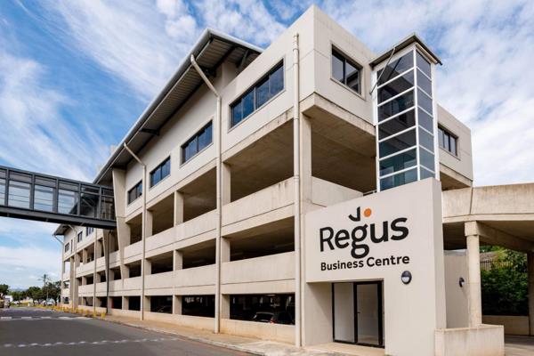 752 m² Office Space