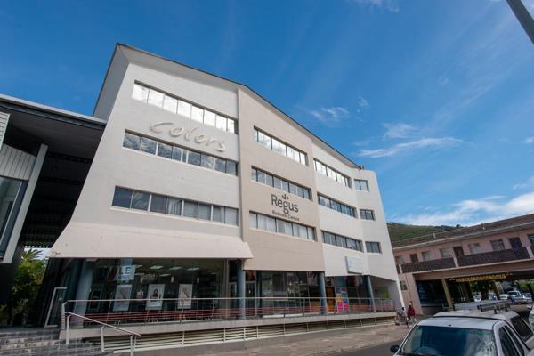 802  m² Office Space