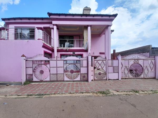 12 Bedroom House