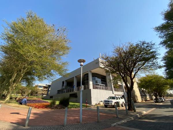275 m² Office Space