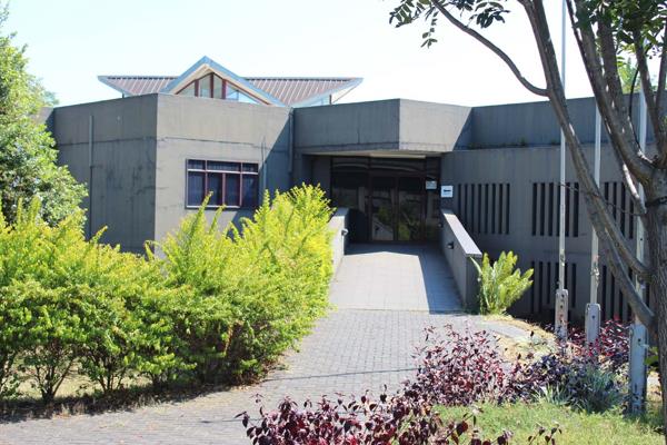 700 m² Commercial space