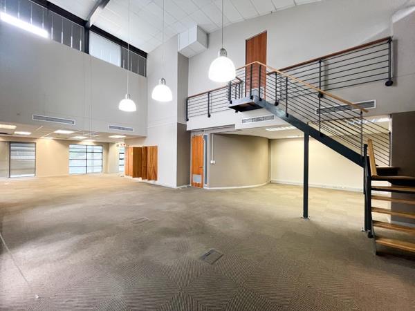 787  m² Office Space