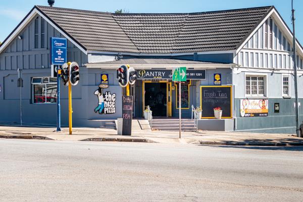 610  m² Retail Space