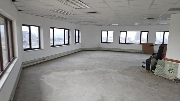 288.3  m² Office Space