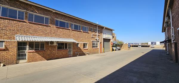 460  m² Industrial space