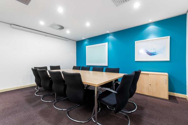 90 m² Office Space