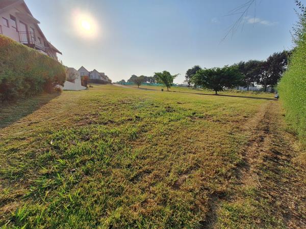 888 m² Land