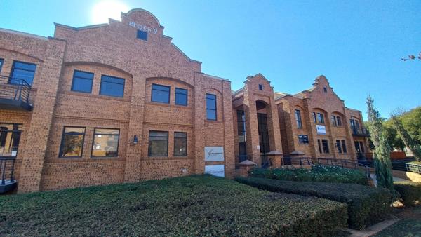 135  m² Commercial space