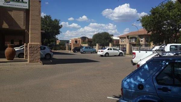 503  m² Office Space