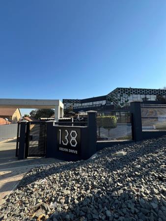 28  m² Commercial space