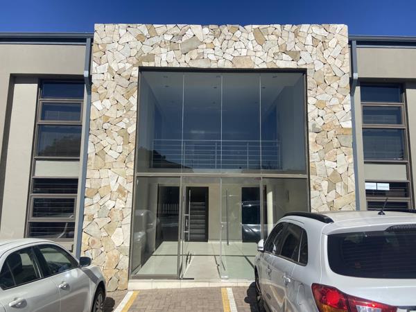 90  m² Commercial space