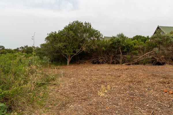 830 m² Land