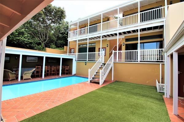 6 Bedroom House