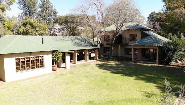 10.4 ha Smallholding