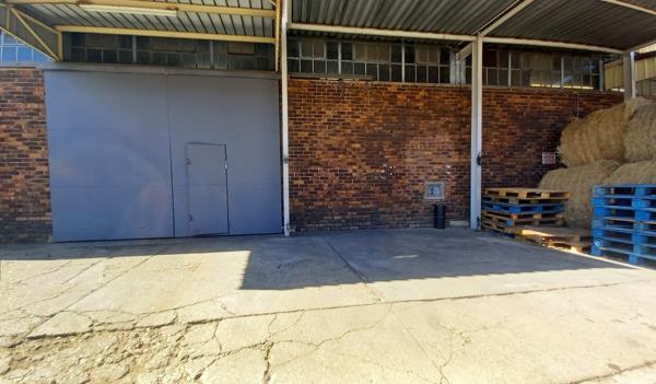 1 145  m² Commercial space