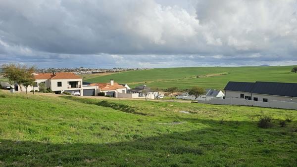 793 m² Land
