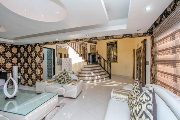 5 Bedroom House