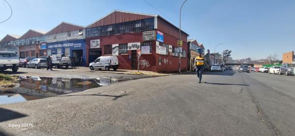 3 600  m² Industrial space