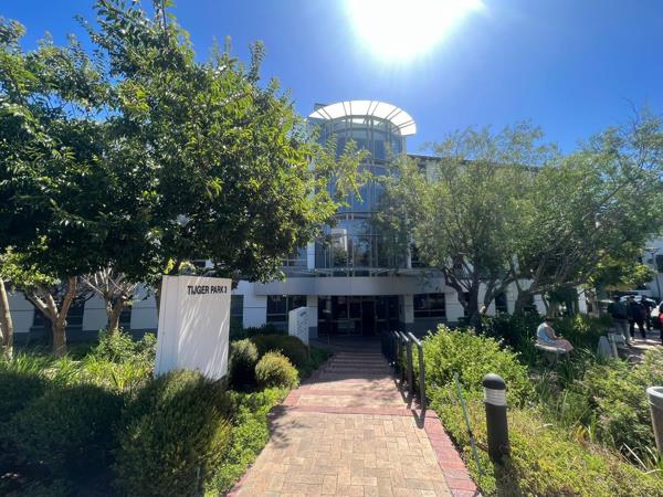 99 m² Commercial space