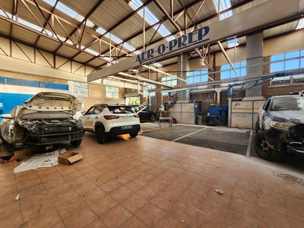 425 m² Commercial space