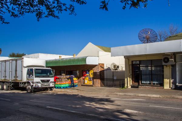 400  m² Commercial space