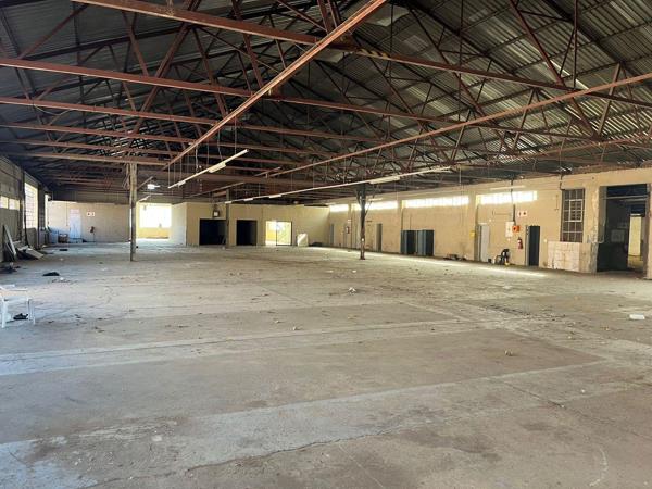 2 421 m² Industrial space