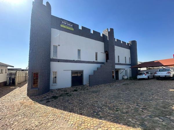 1 150  m² Industrial space