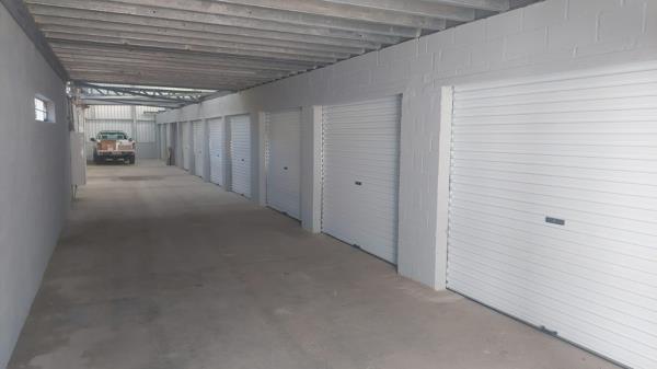 18  m² Commercial space