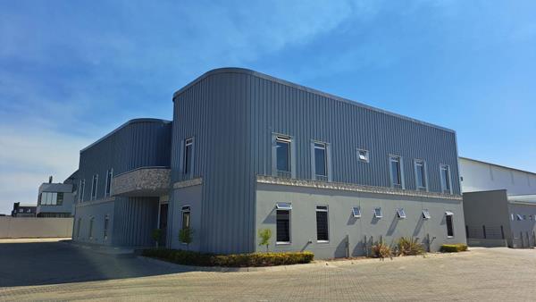2 306 m² Industrial space