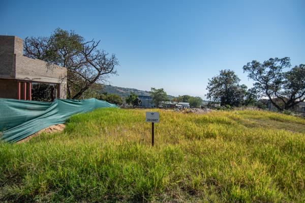 1 253 m² Land