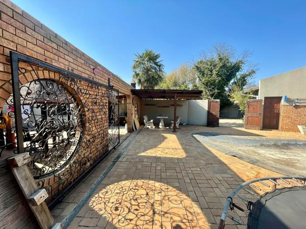 4 Bedroom House