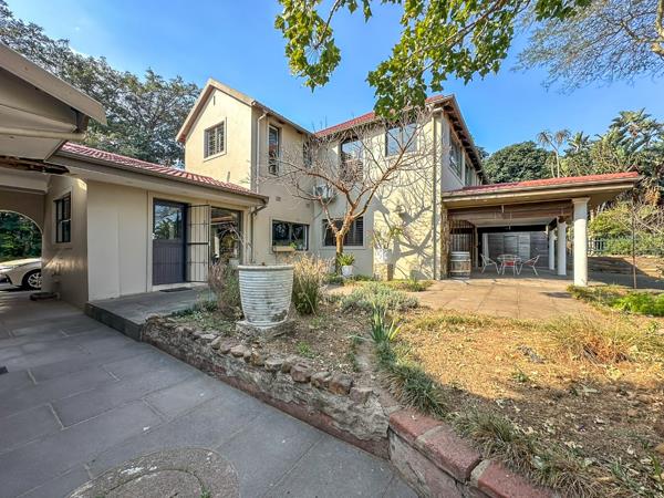 5 Bedroom Townhouse