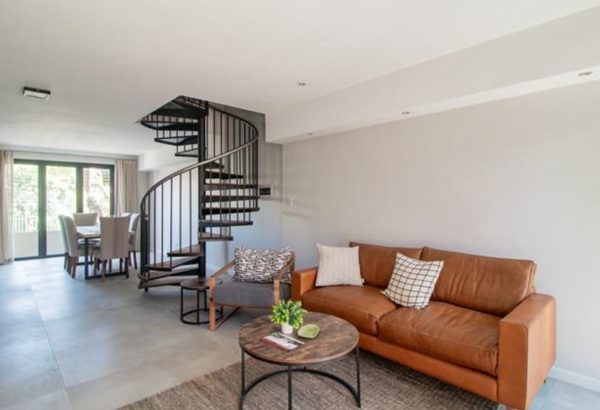 2 Bedroom Duplex