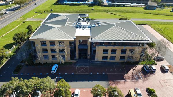 401  m² Commercial space