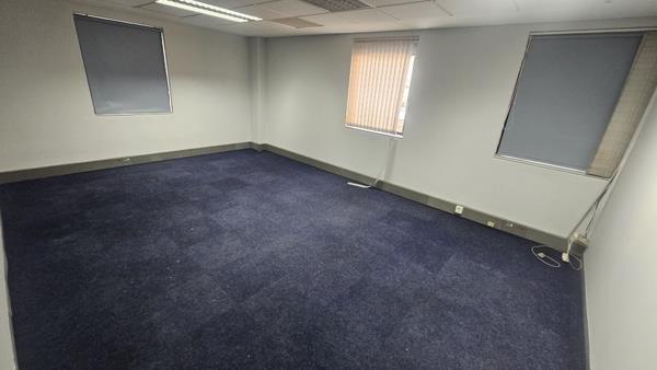 319  m² Office Space