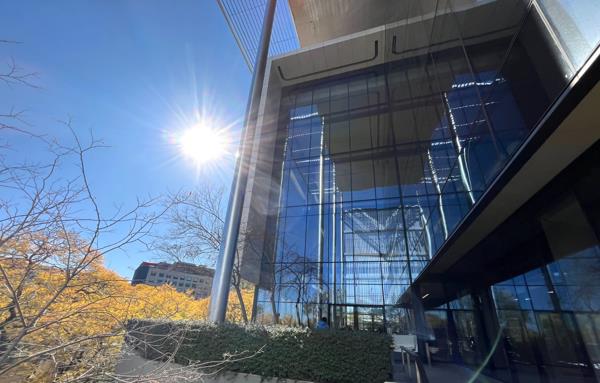 561 m² Commercial space