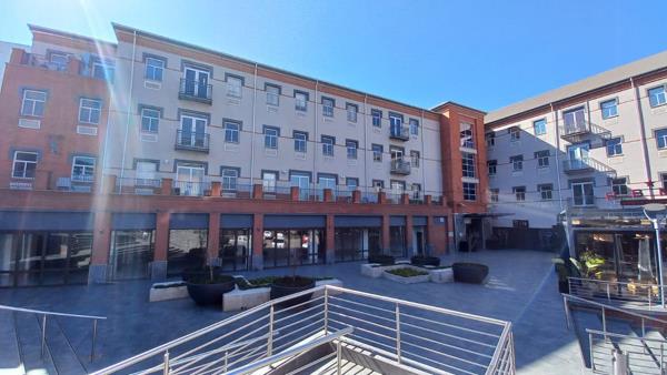 318  m² Commercial space