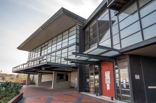 618  m² Office Space