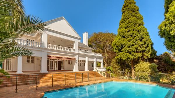 6 Bedroom House