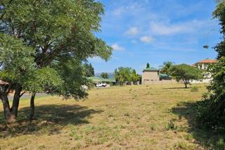 900 m² Land