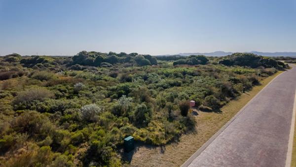 1 120 m² Land