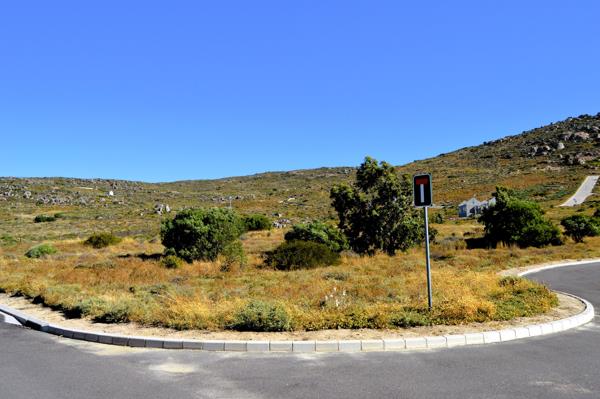 512 m² Land