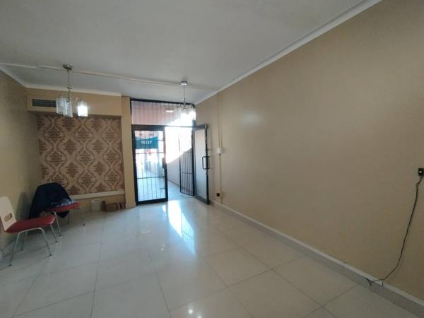94 m² Retail Space