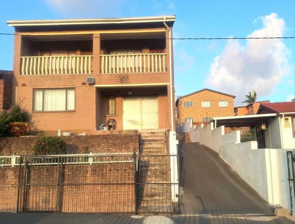 6 Bedroom House