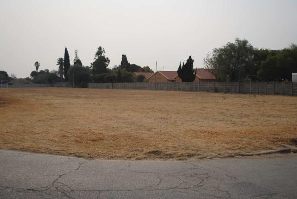 4 199 m² Land