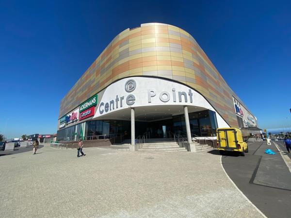 132  m² Retail Space